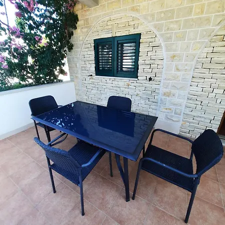 Apartment Panorama Sutivan