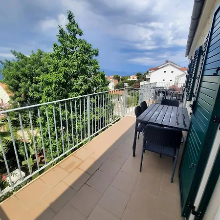 Apartment Panorama Sutivan