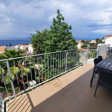 Panorama Apartment Sutivan