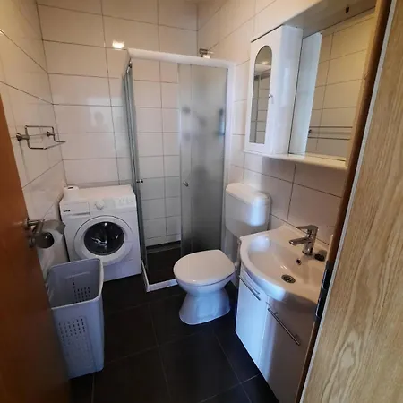 Panorama Apartment *