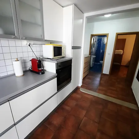 Panorama Apartment *